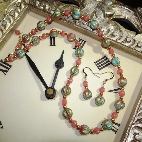 Handmade artisanal necklace & earring set based on gold-washed Czech melon beads - Picture 5 of 5